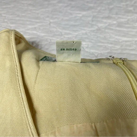 🔥Tommy Bahama 100% Silk Knee Length Yellow Butter Dress - Picture 7 of 13
